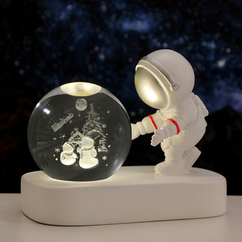 Cosmic Dreams Light Up – Astronaut Lamp